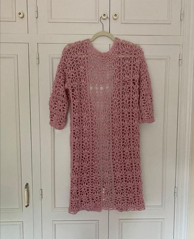 kimono hecho a mano a ganchillo.