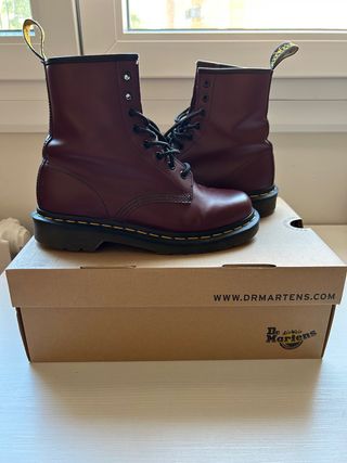 Botas Dr Martens burdeos 38