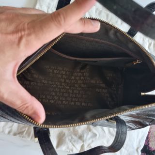 Bolso piel negro Pedro del Hierro