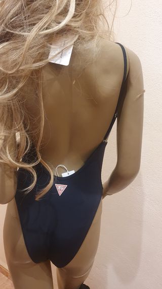 bañador guess