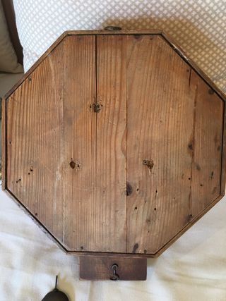 RELOZ ANTIGUO DE MADERA PARA LA PAREZ