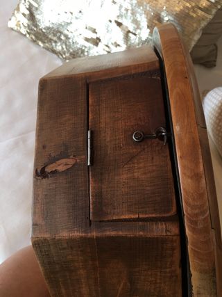 RELOZ ANTIGUO DE MADERA PARA LA PAREZ