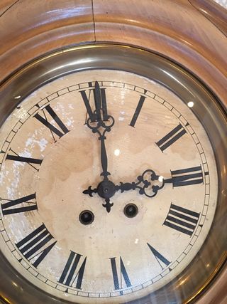 RELOZ ANTIGUO DE MADERA PARA LA PAREZ