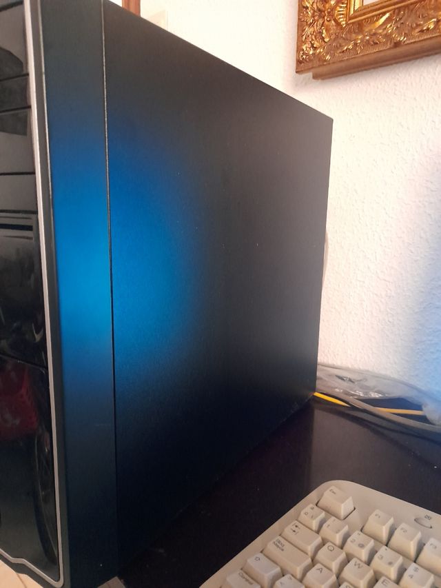 Vendo un PC completo con Windows 10 Pro 