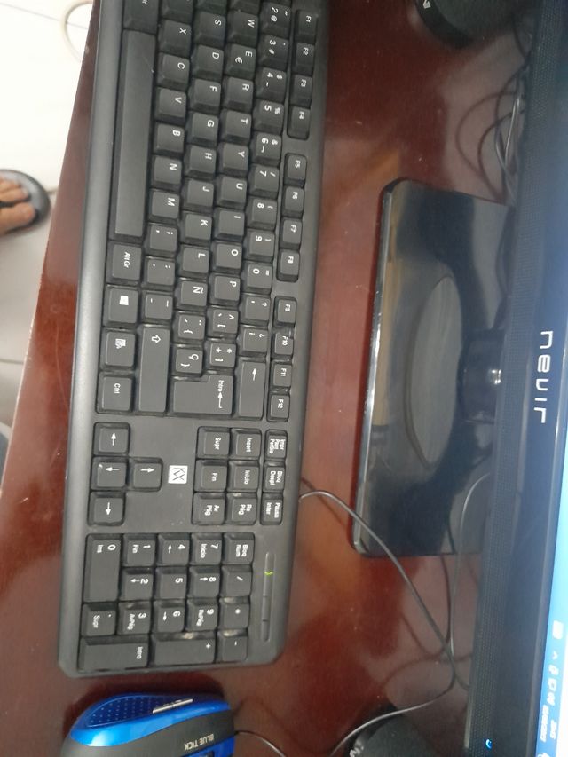 Vendo un PC completo con Windows 10 Pro 