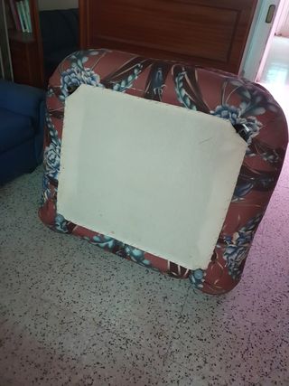 Pack de 2 sillones individuales y un tresillo.