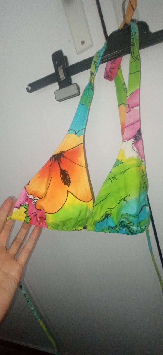 bikini estampado tropical