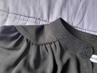 Vestido negro.