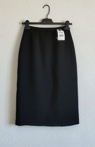 Falda elegante negra de tubo Corte Inglés 