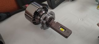 BOMBILLAS H7 PARA COCHE, a ESTRENAR.