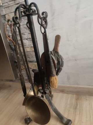 Utensilios antiguos de chimenea