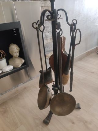 Utensilios antiguos de chimenea
