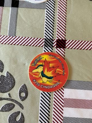 👾 Lote x8 tazos 3 pokemon