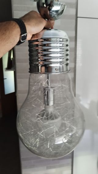 Lámpara forma bombilla 
