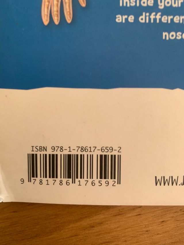 Libro human body 100 facts