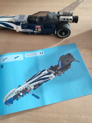 LEGO technic 42033 coche