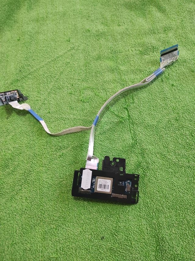 Módulo wifi y botón power LG55UQ751COLF