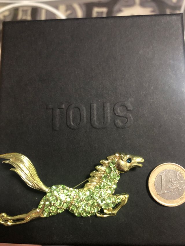 Broche grande caballo verde