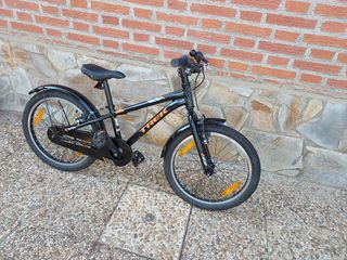 Se vende bicicleta TREK
