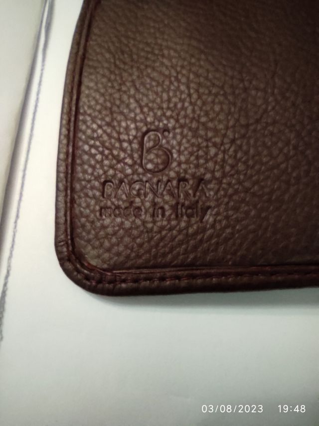 Borsellino marrone