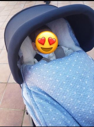 Trío carrito bebé con capazo, maxicosi y silleta  