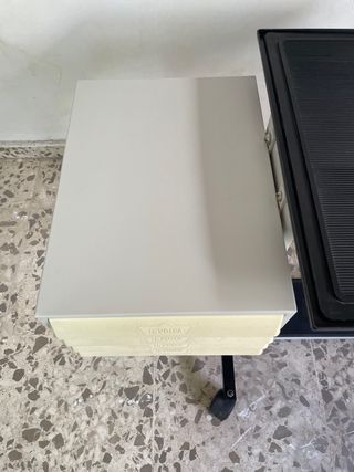 Mesa ordenador vintage metálica