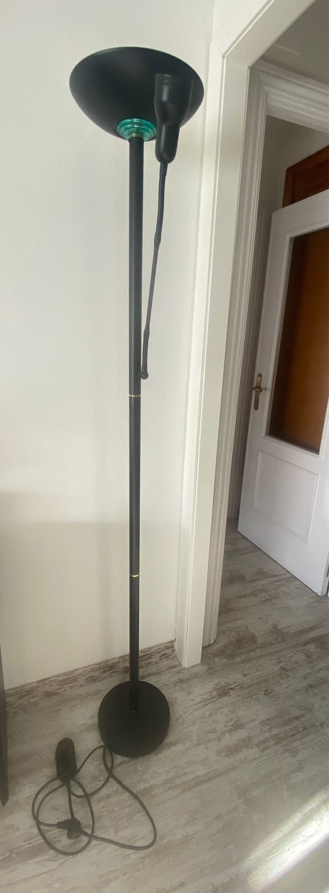 Lampara de pie
