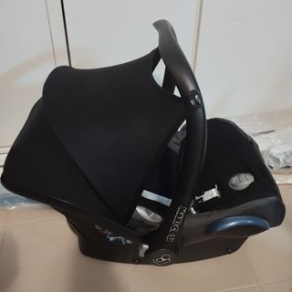 Maxi cosi o grupo 0 para el coche.