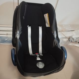 Maxi cosi o grupo 0 para el coche.