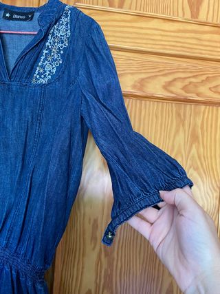 Blusa peplum vaquera 