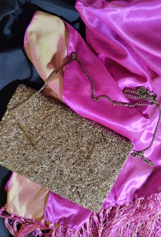 Bolso y echarpe fiesta.