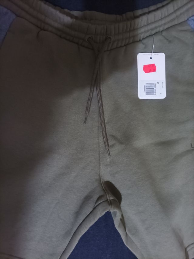 pantalón corto levis