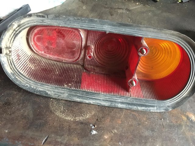 Tulipa trasera Renault 4