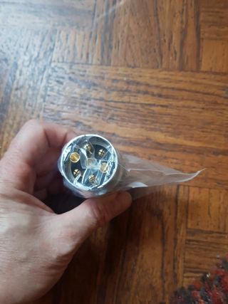 conector macho de luces