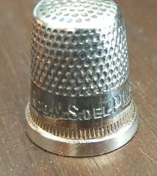 ANTIGUO DEDAL PLATA