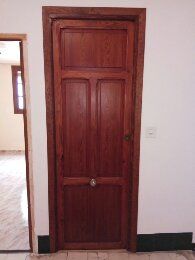Puerta madera maciza mobila vieja