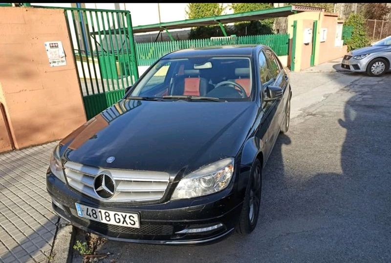 Mercedes-Benz Clase C 2011 - foto 1