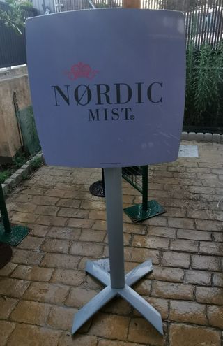 mesa exterior Nordic mist