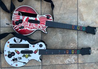 Guitarras Guitar Hero Wii + 2 juegos Guitars Hero