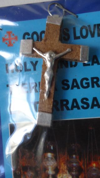 Colgante de cruz de Belén