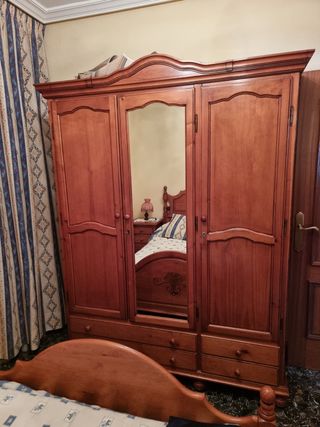 300€ cama 135, colchón y somier NO SE ENVÍA