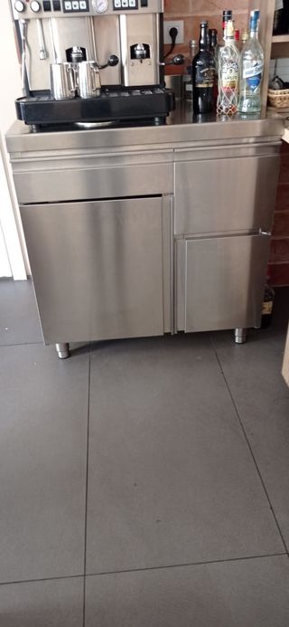631213000 deja wasap mueble cafetero acero inox
