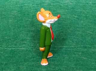 Geronimo Stilton "Viaje en el Tiempo" + figura.