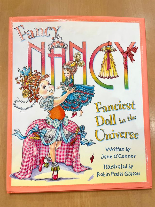 Libro infantil en inglés Fancy Nancy