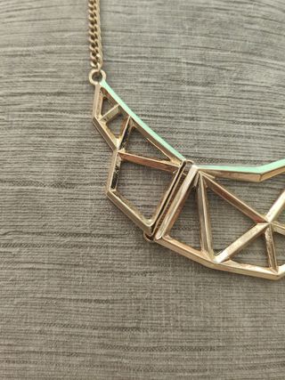 COLLAR 