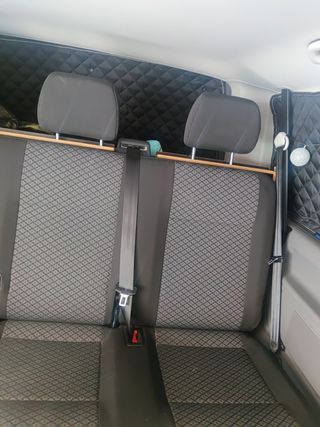 asientos triple trasero Volkswagen caravelle T6.1