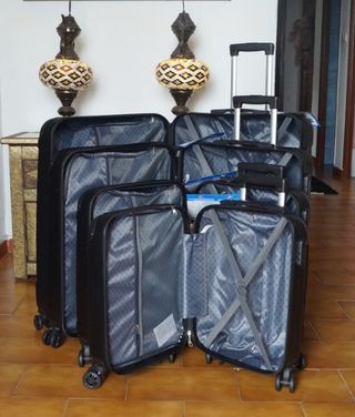 4 Maletas Negras Nuevas ¡Solo Hacemos Envios!