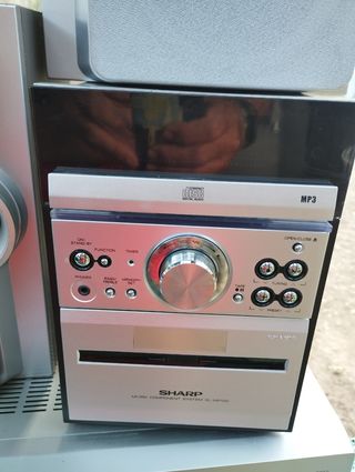 Equipo música Sharp