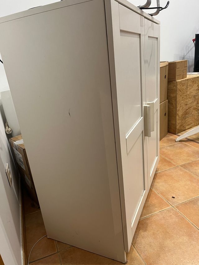 Armario con puertas blanco