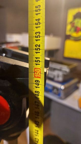 Trípode de foto Manfrotto y cabeza de vídeo Neewer